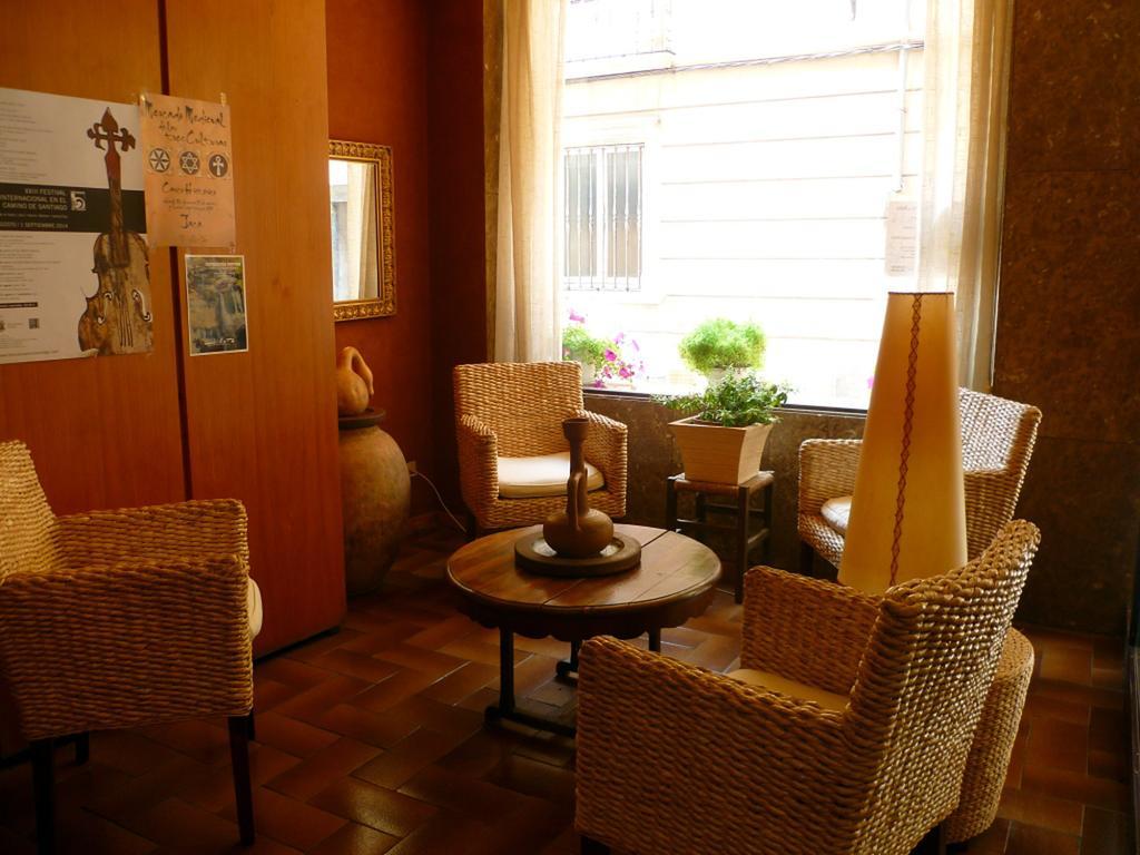 Hotel Pradas Jaca Extérieur photo
